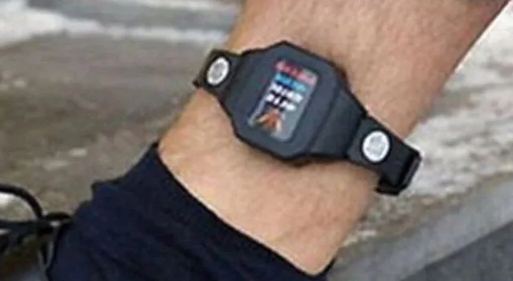 Silahlı yaralamaya elektronik kelepçe