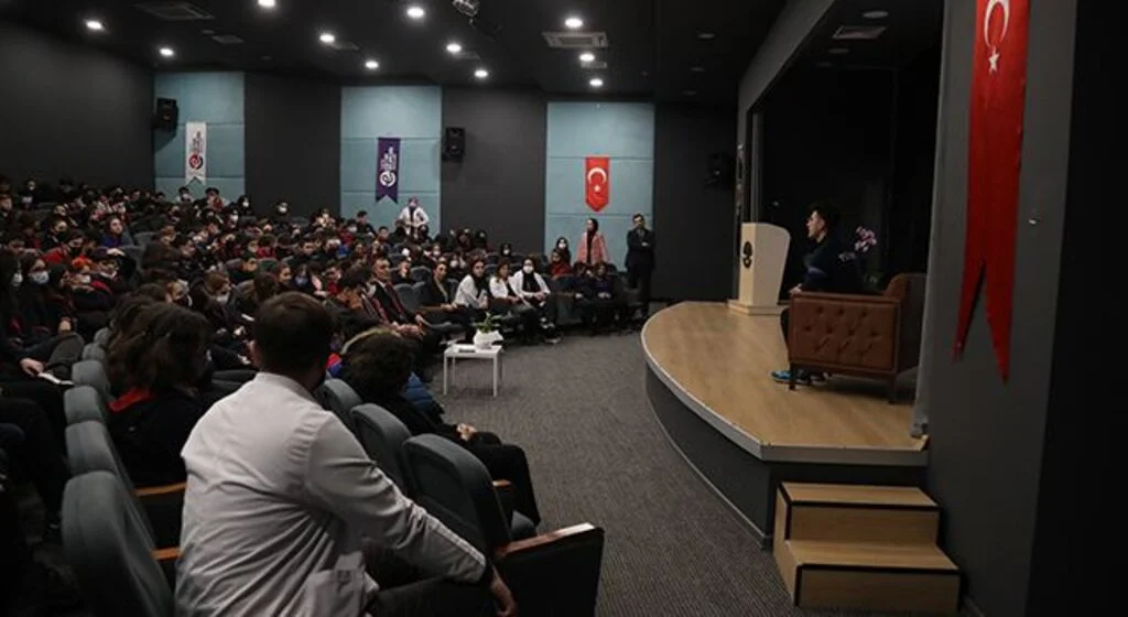 'Spor ve Eğitim Bir Arada Yürüyebilir'
