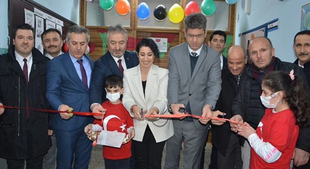19 Mayıs'ta çocuk kütüphanesi törenle açıldı