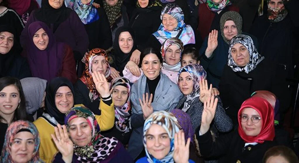 AK Parti Genel Başkan Yardımcısı Çiğdem Karaaslan: Kadına şiddete 'sıfır tolerans'