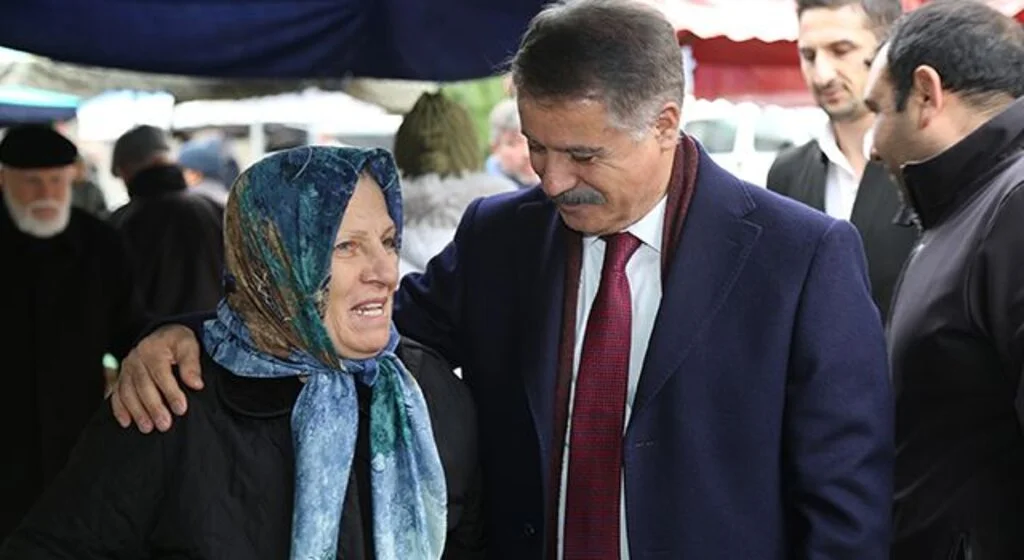 Atakum Belediye Başkanı Av.Cemil Deveci: Çalışmalarımızın  odağında kadınlar var