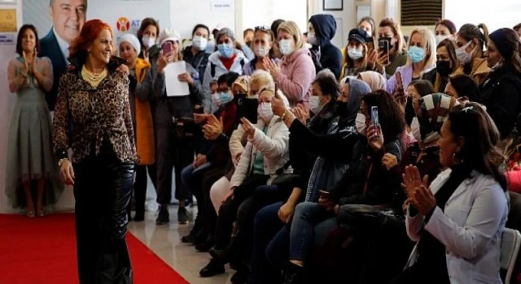 ATASEM kursiyerleri kendi diktiklerini tanıttılar