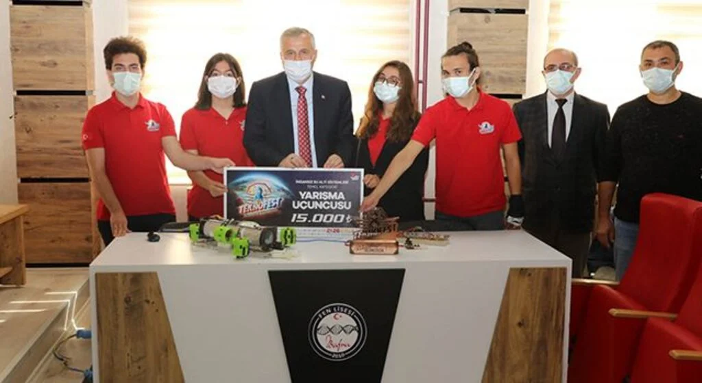 Bafra Belediyesi’nden TEKNOFEST projelerine lojistik destek