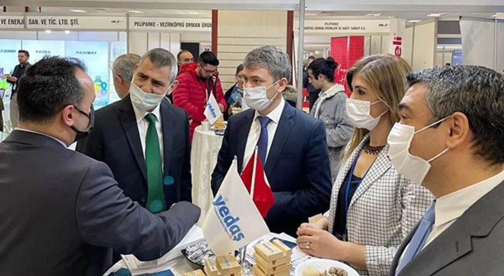 Bora'dan gençlere çağrı: “Şirketimizi yakından tanıyın”