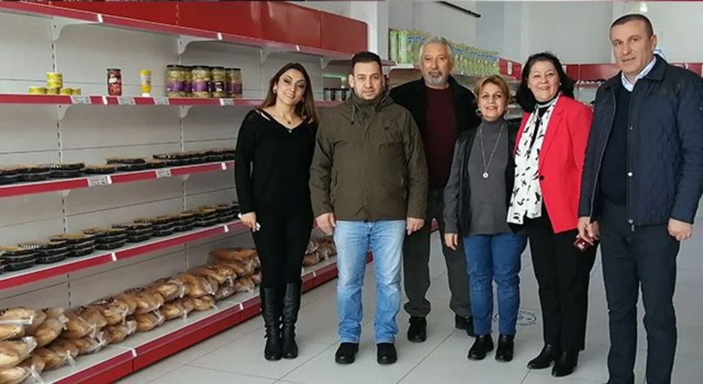 CHP Parti Okulu’ndan ‘Askıda ekmek’ projesi