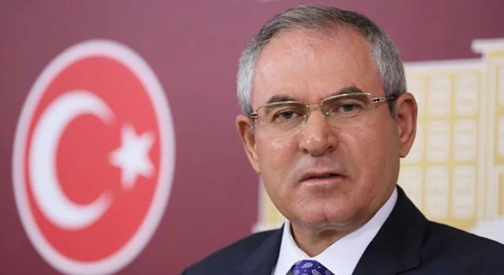 CHP Samsun Milletvekili Kemal Zeybek: Doktorlar istifa ediyor