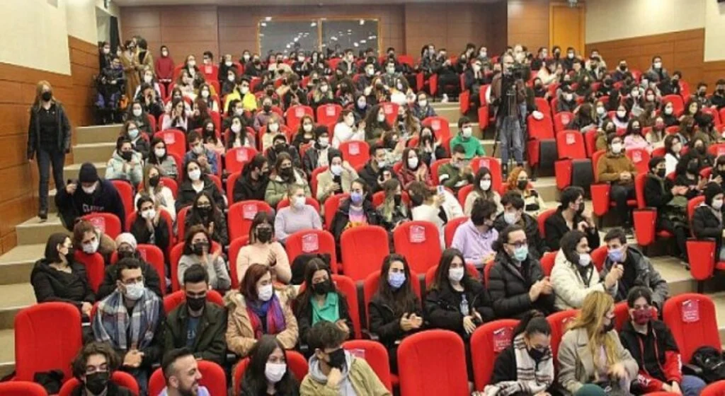 Dekan Prof. Dr. Gültekin, “Temel prensibimiz ‘öğrenci odaklılık’ olacak”