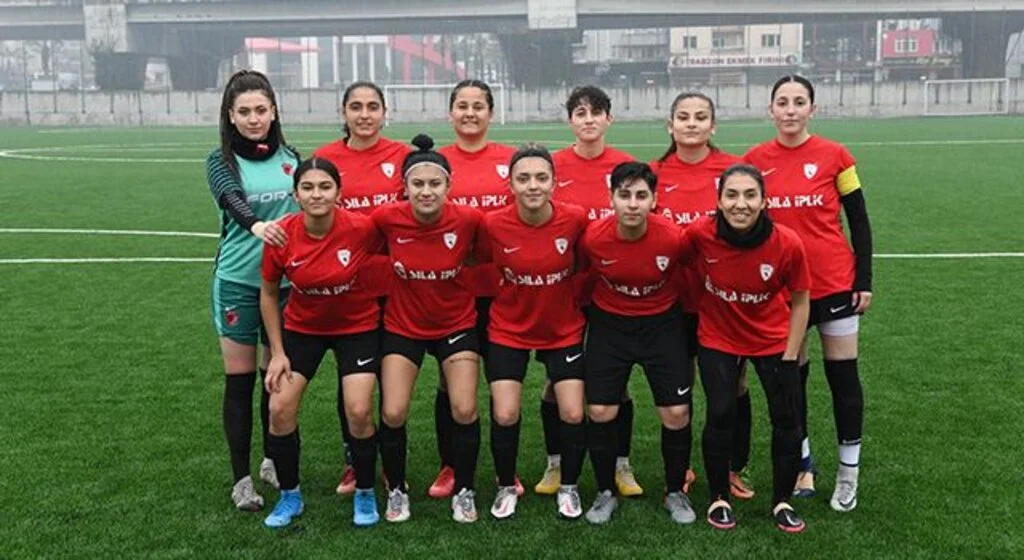 Dişi Kramponlar Rize'ye Hazırlanıyor