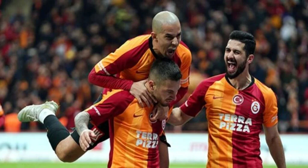 Galatasaray derbisi öncesi son durum nedir? 7 oyuncu...