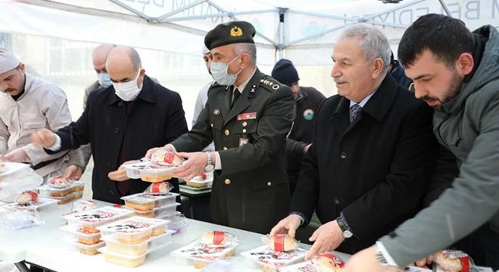 İlkadım'dan 5 bin kişiye Çanakkale menüsü
