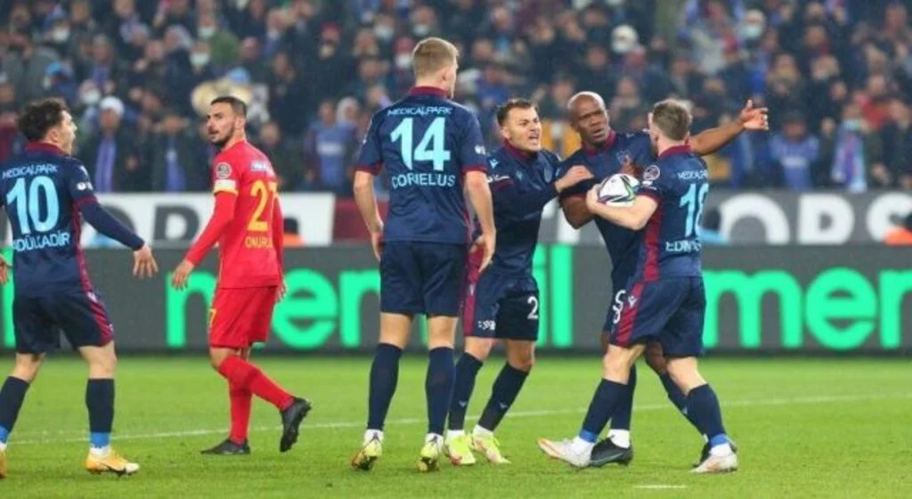 İstanbul Takımlarına Puan Vermediler