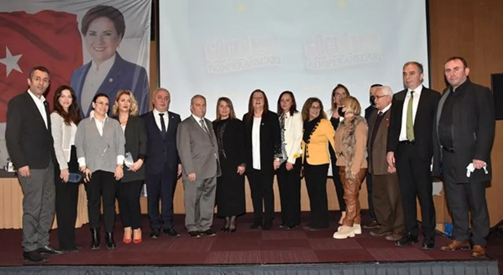 İYİ Parti'den 'Güçlü Kadın Güçlü Nesil' konferansları 
