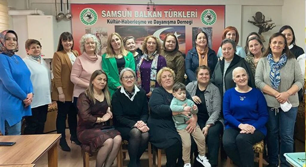 'Kadınlar baş tacımız'