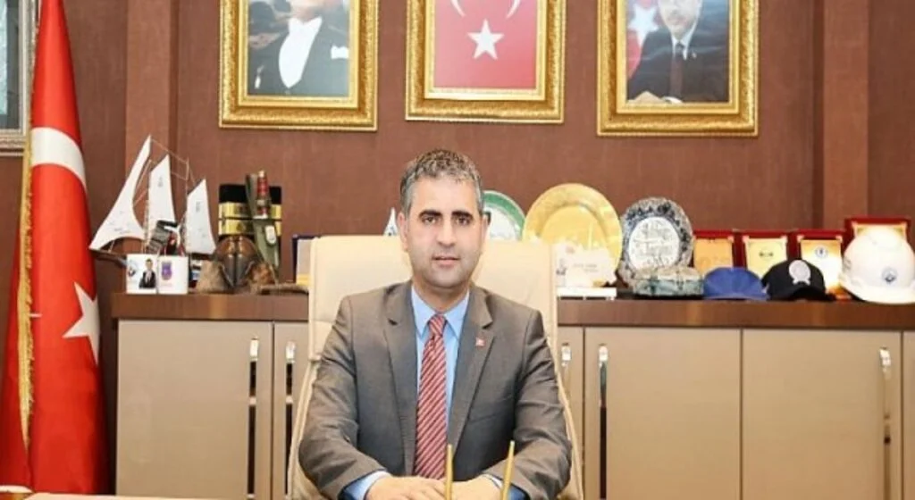 Kandıra Belediye Başkanı Adnan Turan, Beraat Kandili dolayısıyla bir mesaj yayınladı