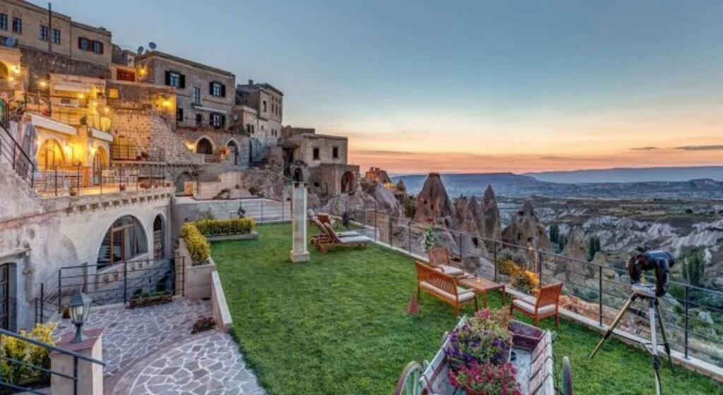 Kapadokya Taşkonaklar Mağara Otel