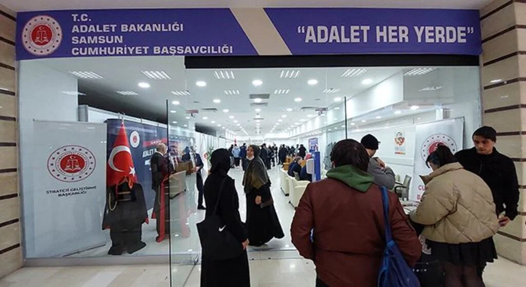 Karadeniz Kariyer Fuarı'nda Samsun Adliyesi büyük ilgi gördü