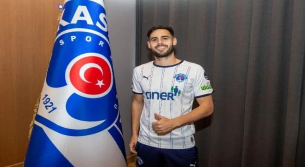 Kasımpaşa Rayane Aabid'i kadrosuna kattı