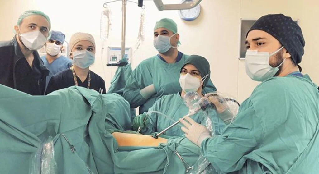 OMÜ Tıp Fakültesi Hastanesi başarılı kapalı ameliyatlarla dikkat çekiyor