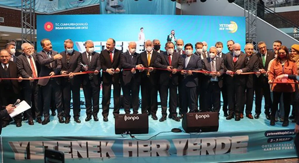 Orta Karadeniz Kariyer Fuarı başladı
