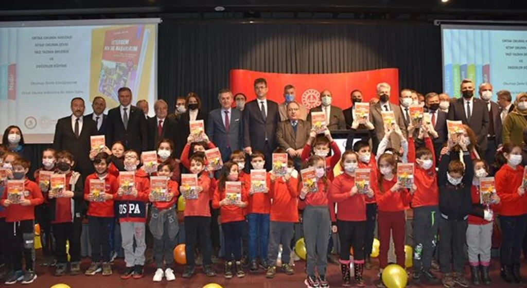 Samsun’da “İstersem Ben de Başarırım” adlı kitap okuma projesi başlatıldı