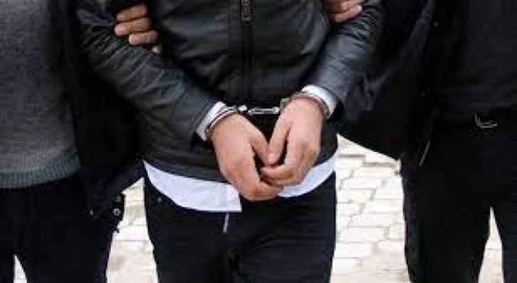Samsun'da uyuşturucu ticaretinden 2 kişi tutuklandı