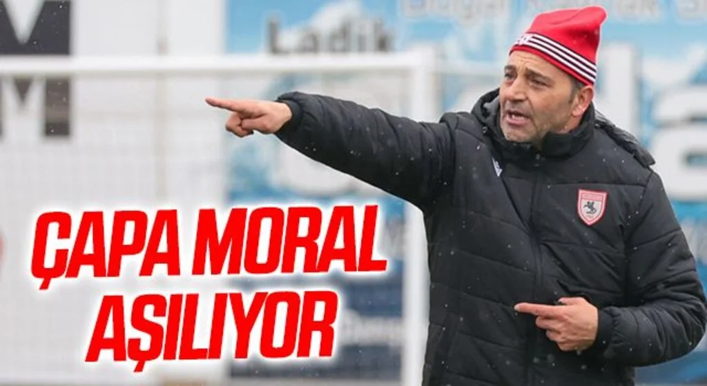 Samsunspor Teknik Direktörü Fuat Çapa Moral Aşılıyor