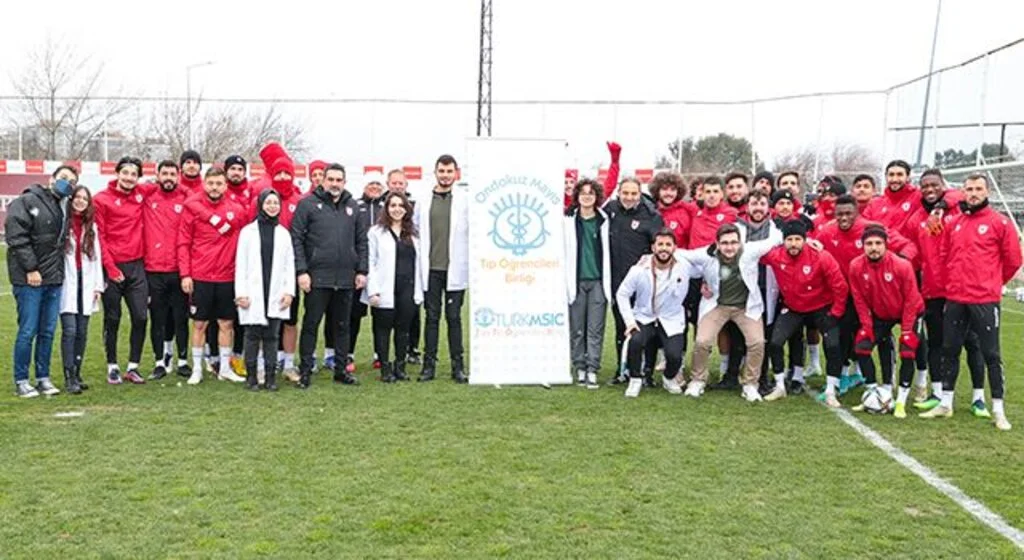 Samsunspor'da Sağlık Çalışanları Unutulmadı
