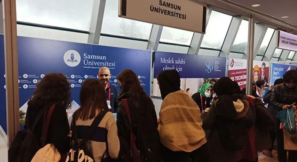 SAMÜ İstanbul’da öğrencilerle buluştu
