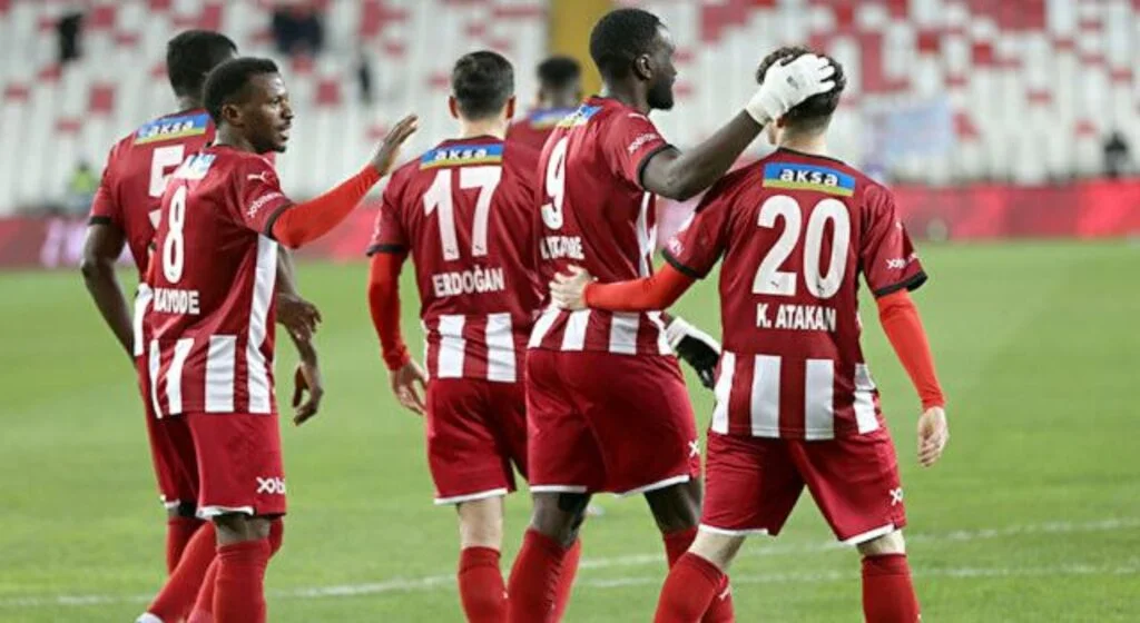 SİVAS play-off aşkı