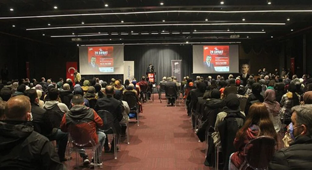 'Vesayetçilerin özlemi bitmez'