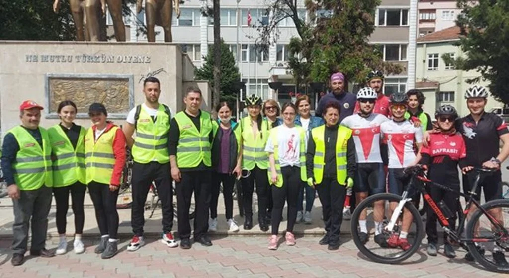 "09-15 Nisan Kalp Haftası" bisiklet turu