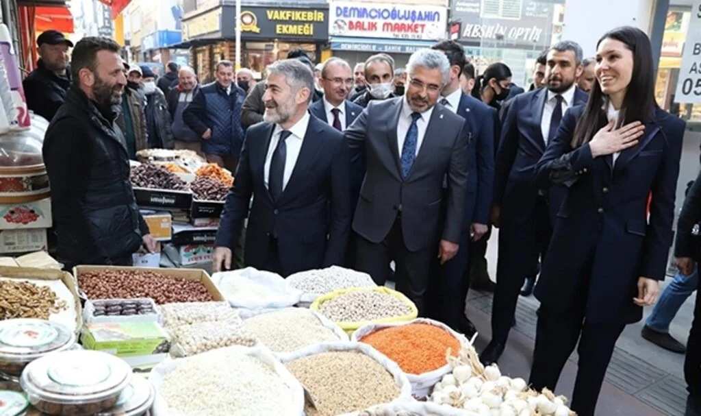AK Parti Samsun İl Başkanı Aksu: Bakanımız iş insanlarını dinledi