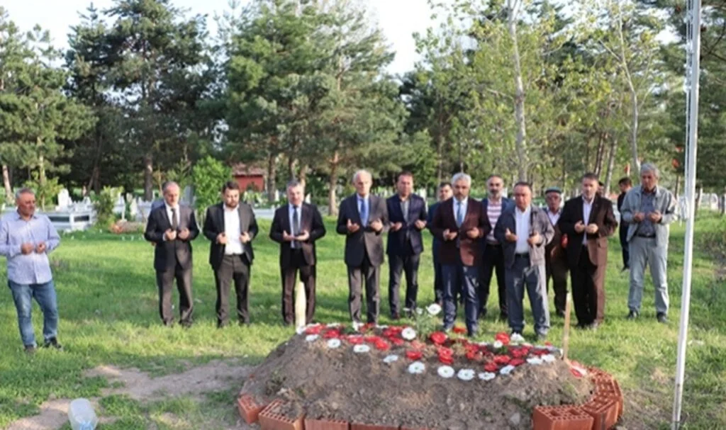 AK Parti Samsun Milletvekili Yusuf Ziya Yılmaz'dan şehit ailesine taziye ziyareti