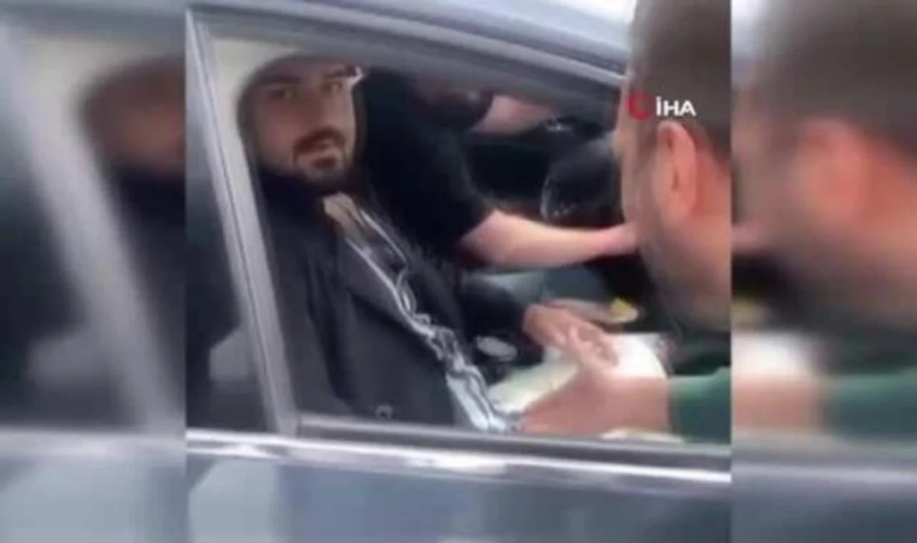 Büyükçekmece’de vatandaşı trafikte darp eden magandalar tutuklandı