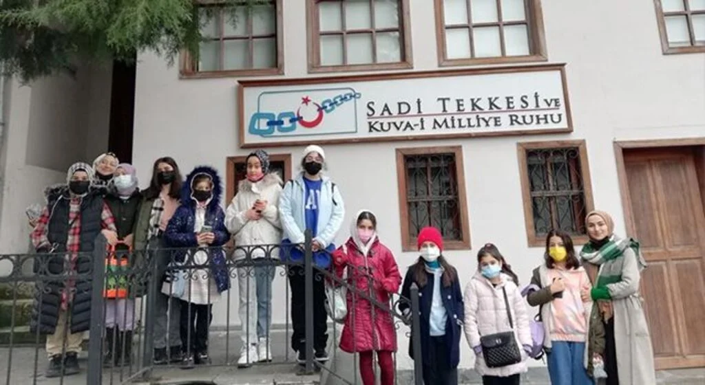 Hem öğreniyor hem sosyalleşiyorlar