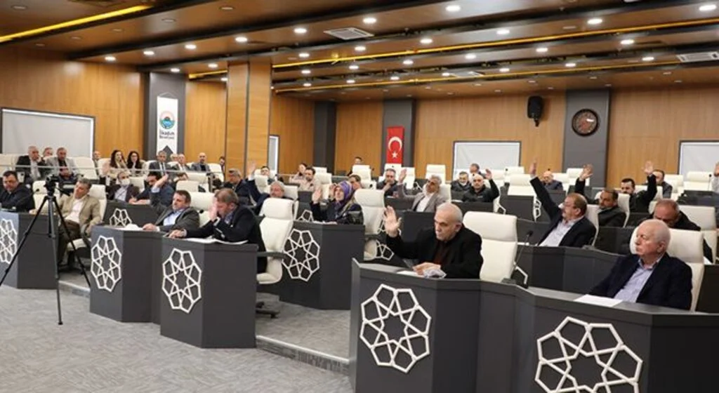 İlkadım Meclisi'nde Alparslan Türkeş unutulmadı