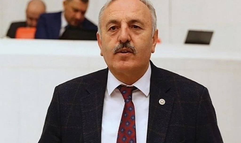 İYİ Parti Samsun Milletvekili Bedri Yaşar: Otobüs bileti artık lüks oldu