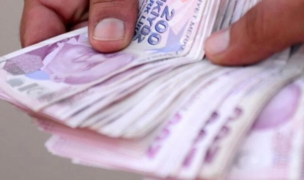 Mayıs 2022 KYK burs kredi bayramdan önce yatar mı? KYK burs kredi ne zaman yatacak?
