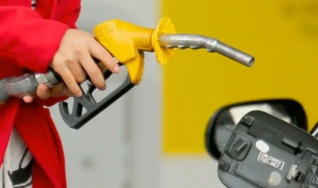 Motorin zamlandı pompa fiyatları değişti güncel motorin ve benzin fiyatları