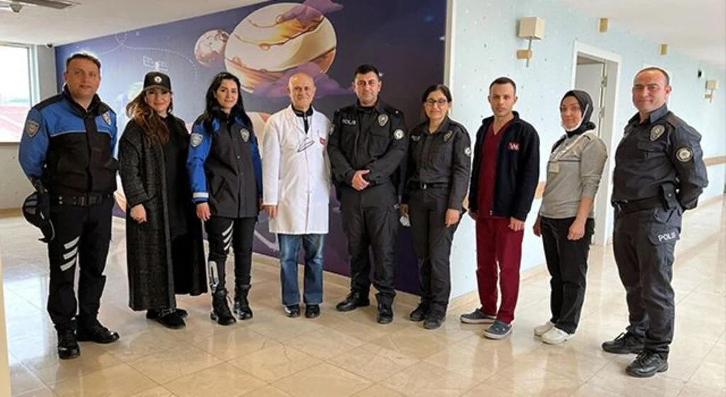 Polislerden çocuklara moral