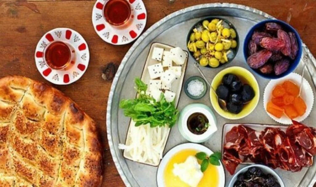 Sahur yapmadan oruç tutulur mu? Sahursuz oruç tutulur mu? Sahurda yemek yemeden oruç tutulur mu?