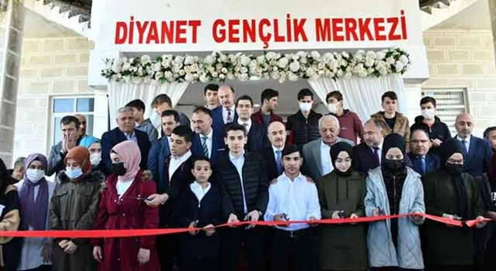 Salıpazarı'na Gençlik Merkezi 