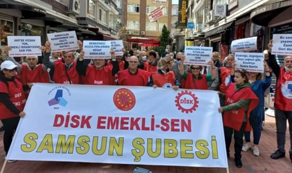 Samsun'da Emekliler isyanda 