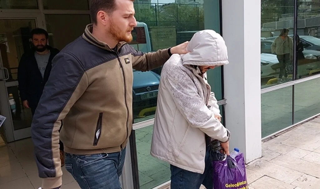 Samsun'da Şüpheli şahıs uyuşturucuyla yakalanınca tutuklandı