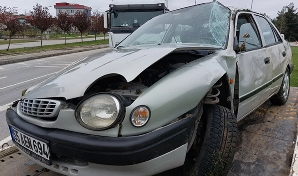 Samsun'da tır ile otomobil çarpıştı: 1 yaralı