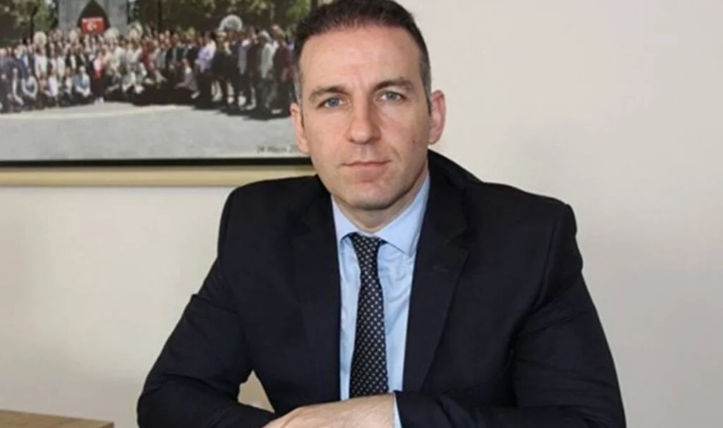 Samsun Eczacılar Odası Başkanı Onur Ferhat Karacan: İlaçta kriz kapıda