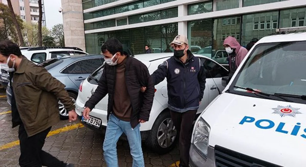 Samsun'da DEAŞ şüphelisi 4 yabancıya ek süre