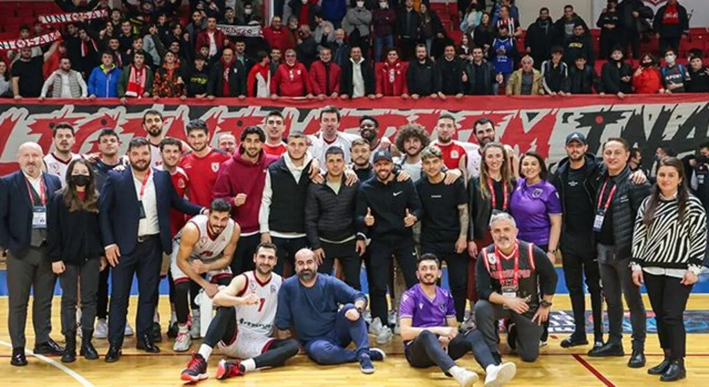 Samsunspor Basketbol Kocaeli'de Galip
