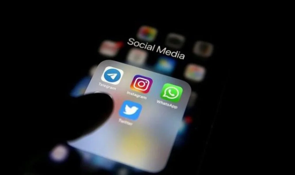 Sosyal medya düzenlemesi yolda! Dezenformasyona ilk kez ceza getirilecek