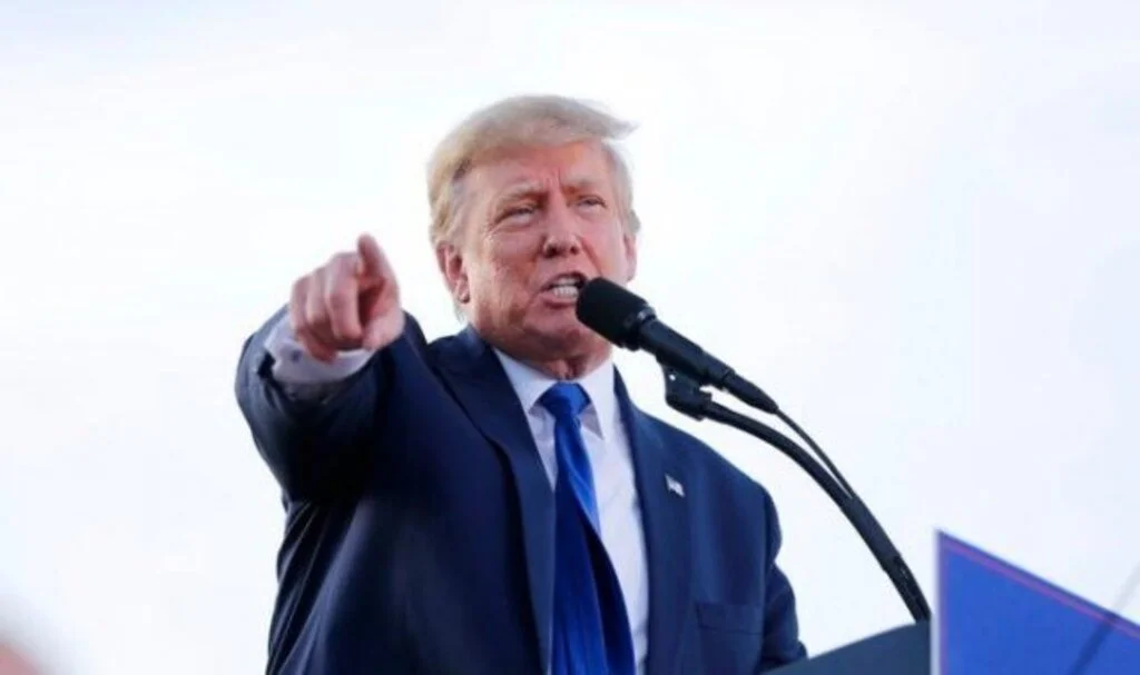 Trump’a “Mahkeme Emrine İtaatsizlik” Cezası